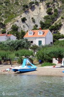 943 - A-943-a - croatia house on beach