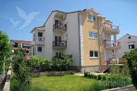 Holiday home 154452 - code 145468 - Apartments Brodarica