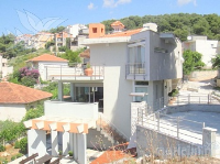 Holiday home 158861 - code 154977 - Okrug Gornji