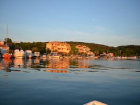 Apartments Insula Aurea - One-Bedroom Apartment with Balcony and Sea View - Rooms Vrbnik