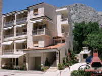 Villa Sladojević - One-Bedroom Apartment with Balcony - omis apartment for two person