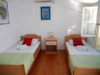 Guest House Zanetic - Twin Room with Terrace and Garden View - Rooms Korcula