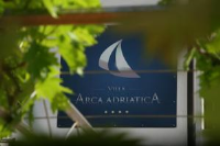 Villa Arca Adriatica - Two-Bedroom Apartment with Balcony and Sea View - Apartments Sveti Juraj