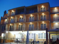 Hotel Tamaris - Chambre Double ou Lits Jumeaux avec Lit d'Appoint - Chambres Novi Vinodolski