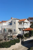 Apartment Split - Apartment with Garden View - apartments in croatia