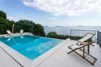 Apartments Villa Mirjana - One-Bedroom Apartment with Terrace and Sea View ( 5 Adults ) - Apartments Mlini