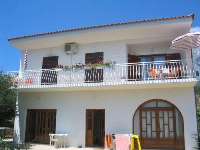Online Apartments Batinić - Apartment for 2+2 persons (A1) - apartments makarska near sea